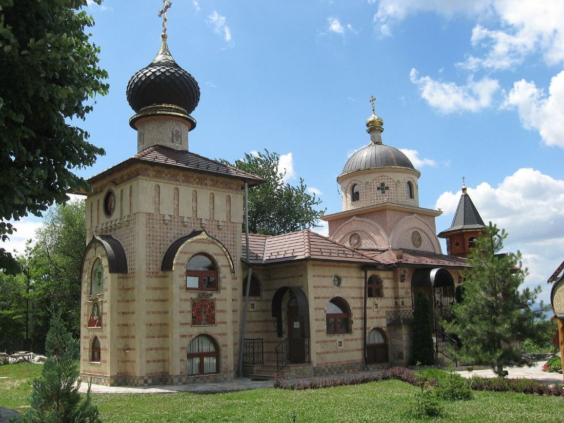 Manastir Lešje